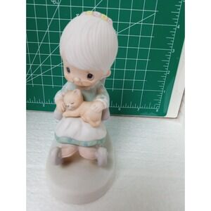 Precious Moments The Purr-fect Grandma Figurine 1979 Jonathan & David‎ Enesco